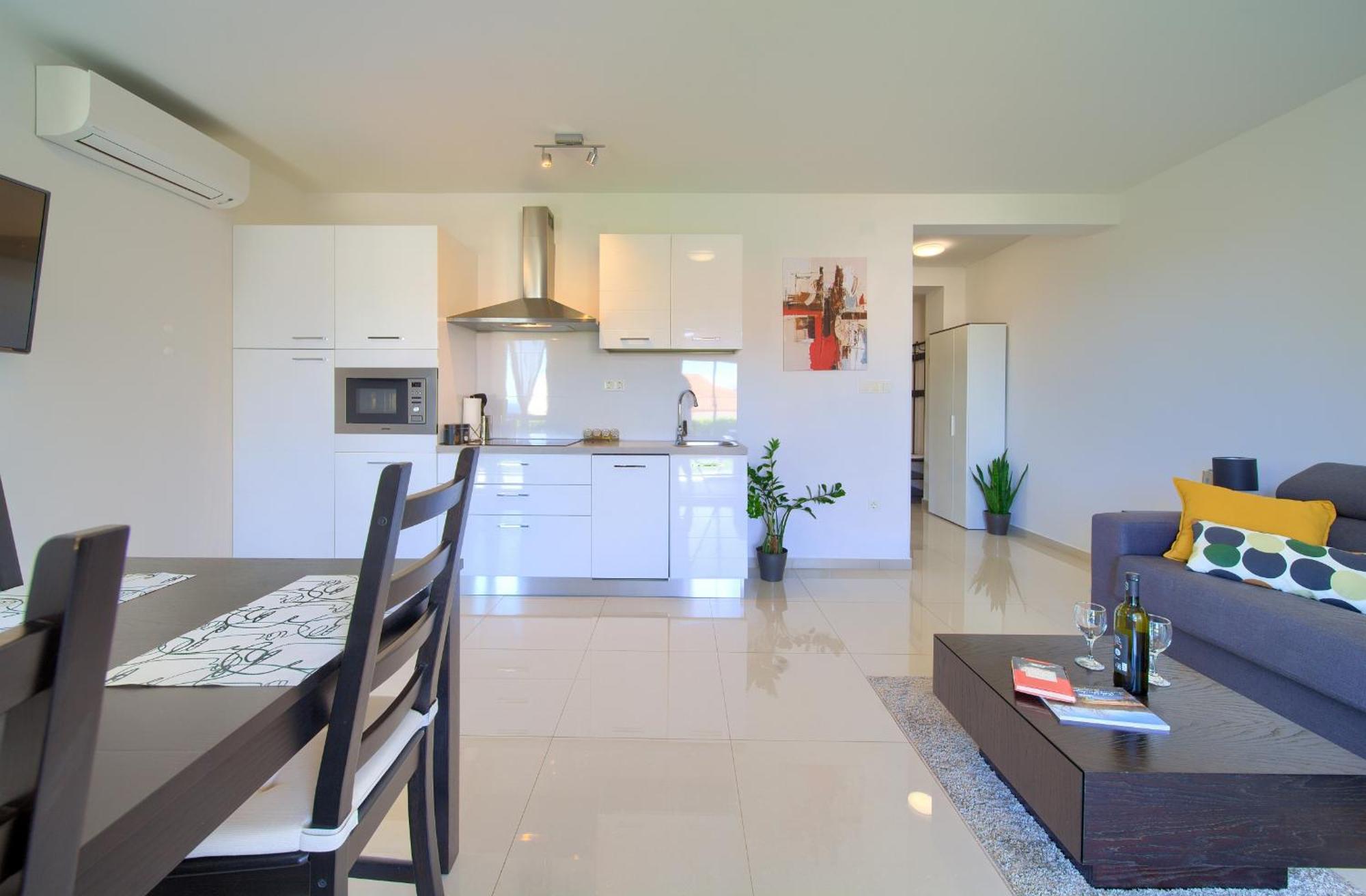 Apartment Sara Krk Town Dış mekan fotoğraf