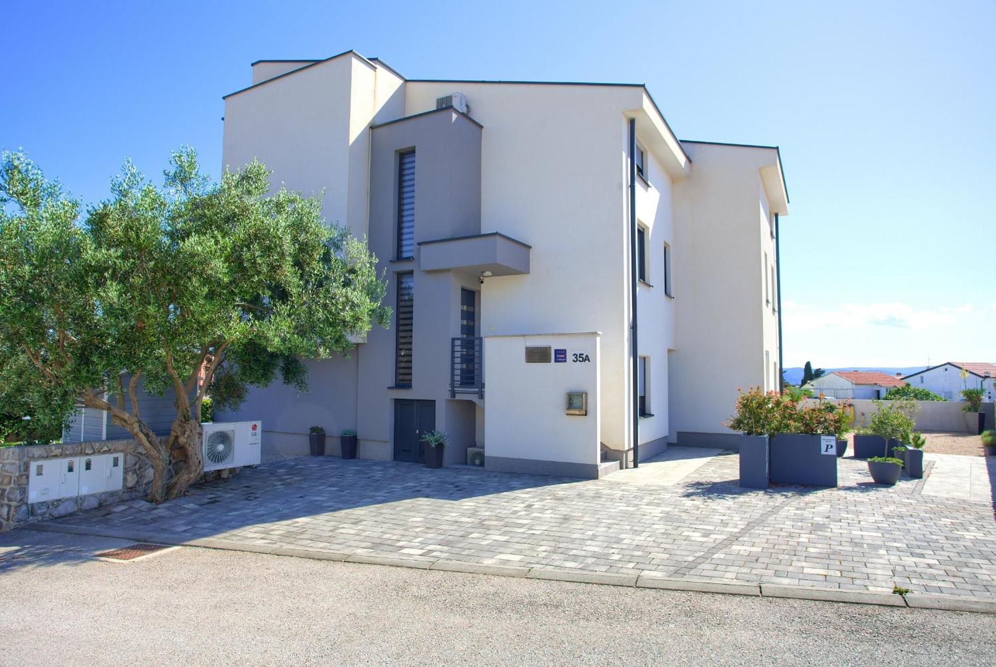 Apartment Sara Krk Town Dış mekan fotoğraf
